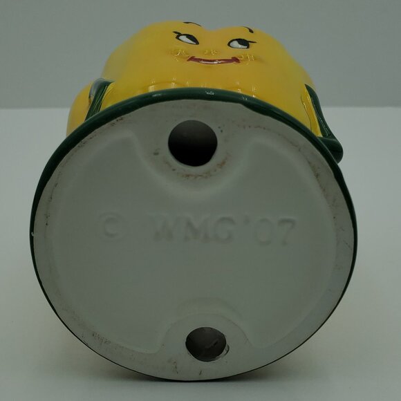 WMG Yellow Pepper Napkin Holder Anthropomorphic Kitschy Pepper Letter Holder - Picture 6 of 7